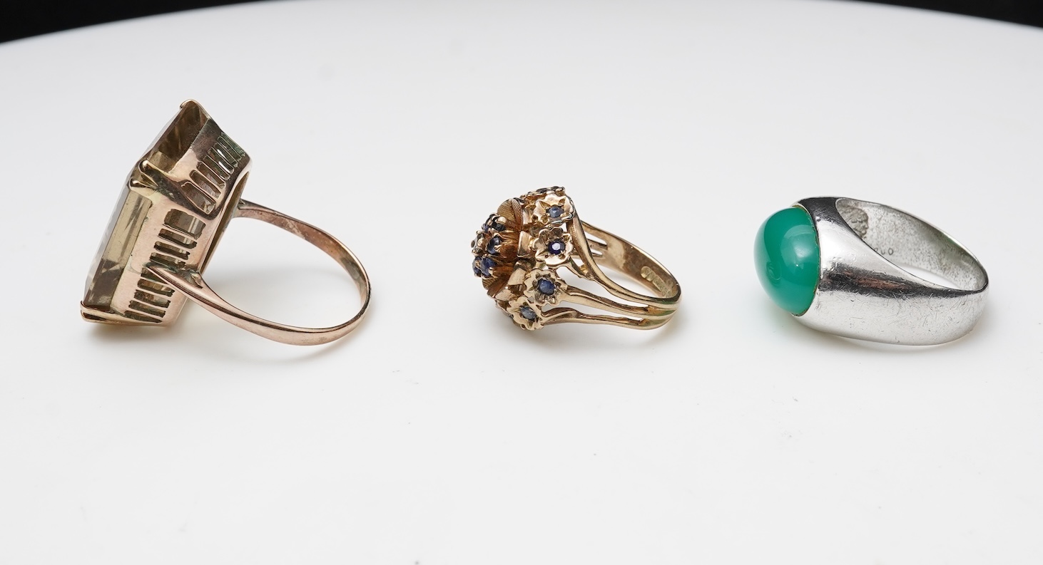 Three gem-set dress rings
